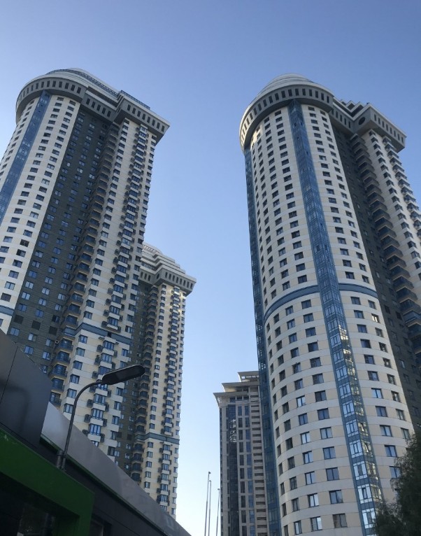 фасад дома, здание по адресу г Москва, ул Мосфильмовская, д 70 к 3
